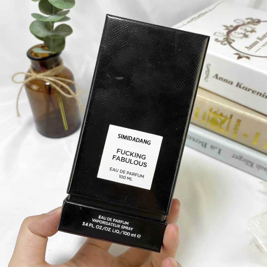 100ml Premium Woody Leather Unisex Eau de Parfum, Long Lasting Scent with Oud, Orange Blossom, Cherry, Rose & Vanilla — 100ml